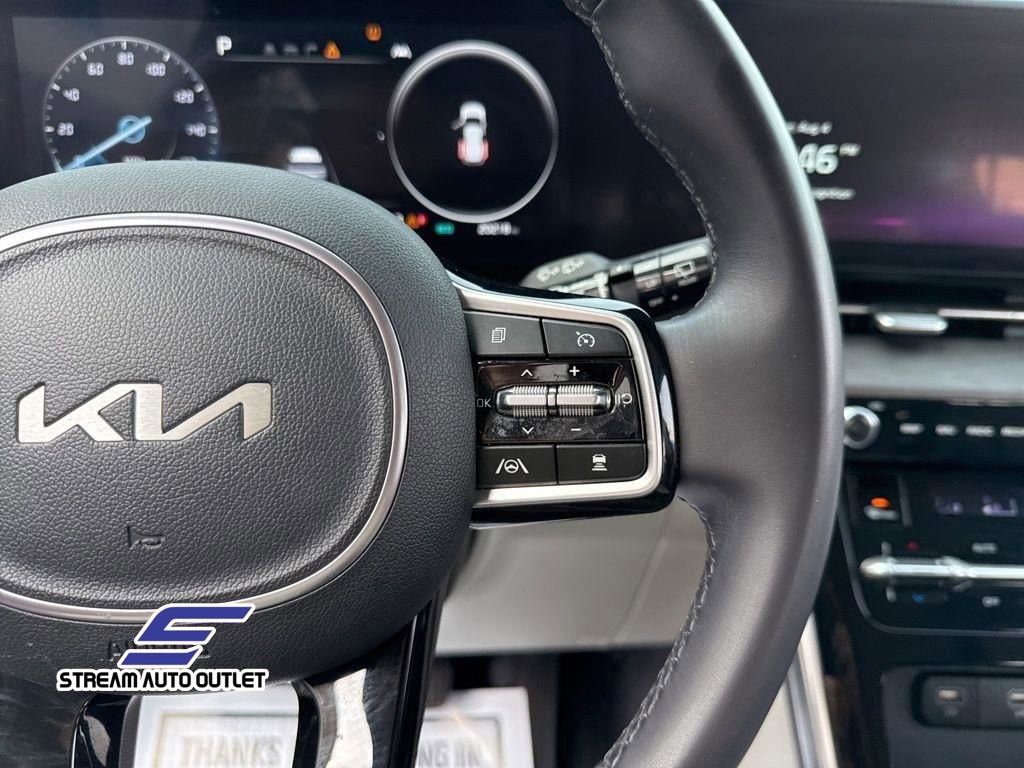 Used 2024 Kia Carnival SX image 42