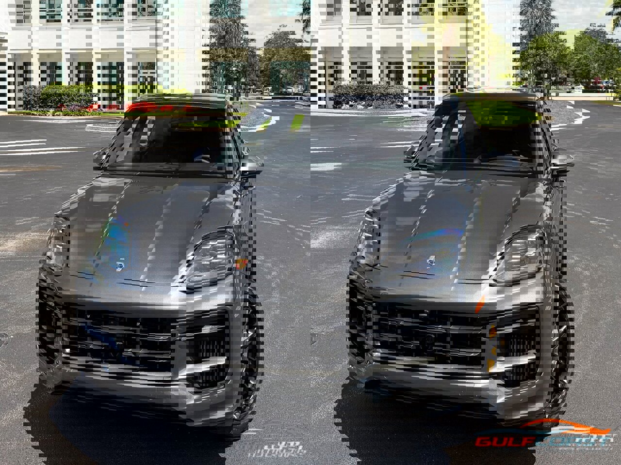 Used 2026 Porsche Cayenne GTS image 7