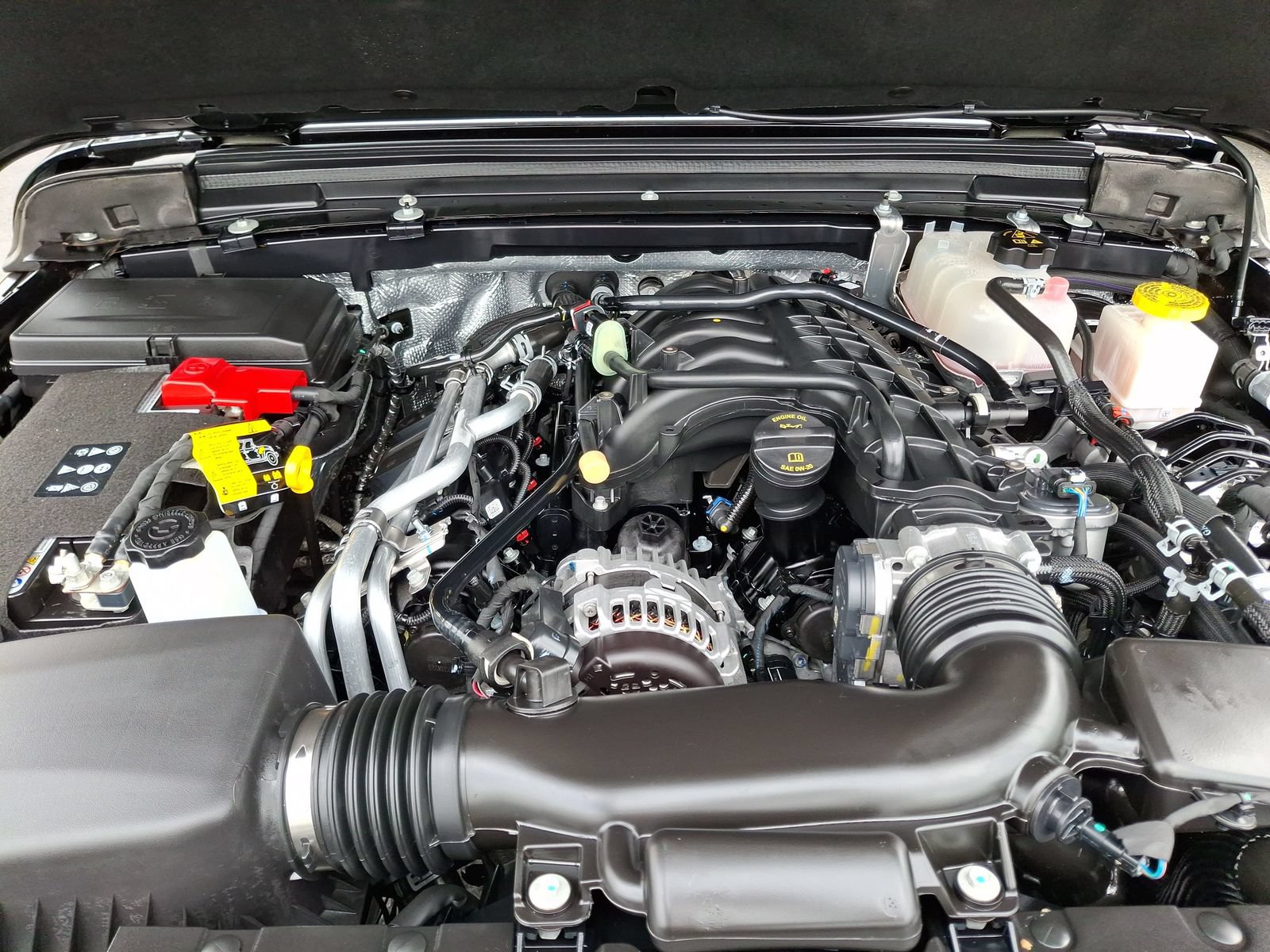 Used 2025 Jeep Gladiator Sport AWD/4WD image 23