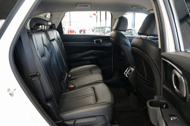 Used 2022 Kia Sorento S image 13