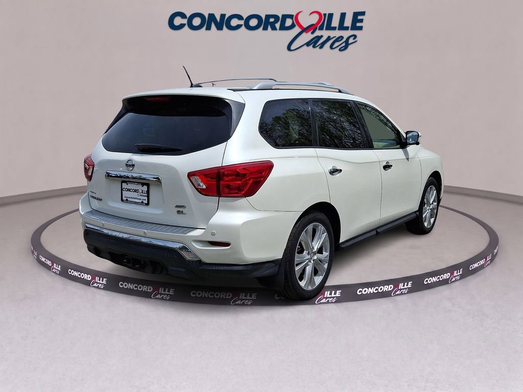 Used 2018 Nissan Pathfinder SL w/ SL Premium Package AWD/4WD image 6