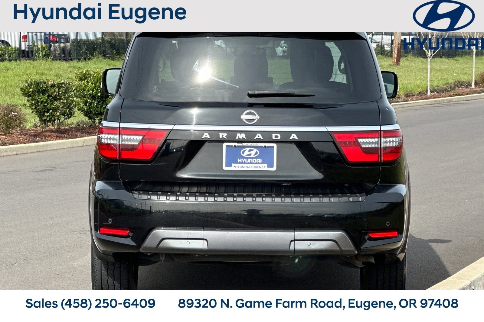 Used 2023 Nissan Armada SV image 4