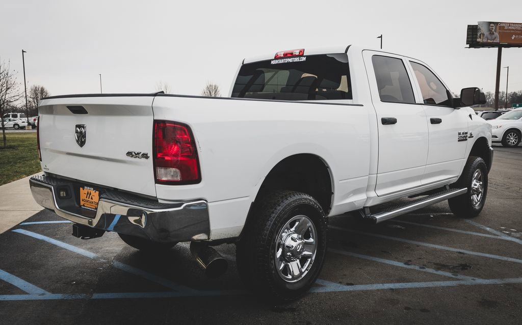 Used 2018 RAM 2500 Tradesman w/ Chrome Appearance Group image 31