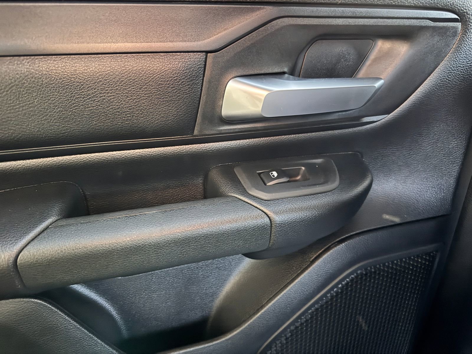 New 2025 RAM 1500 Tradesman w/ Night Edition AWD/4WD image 25