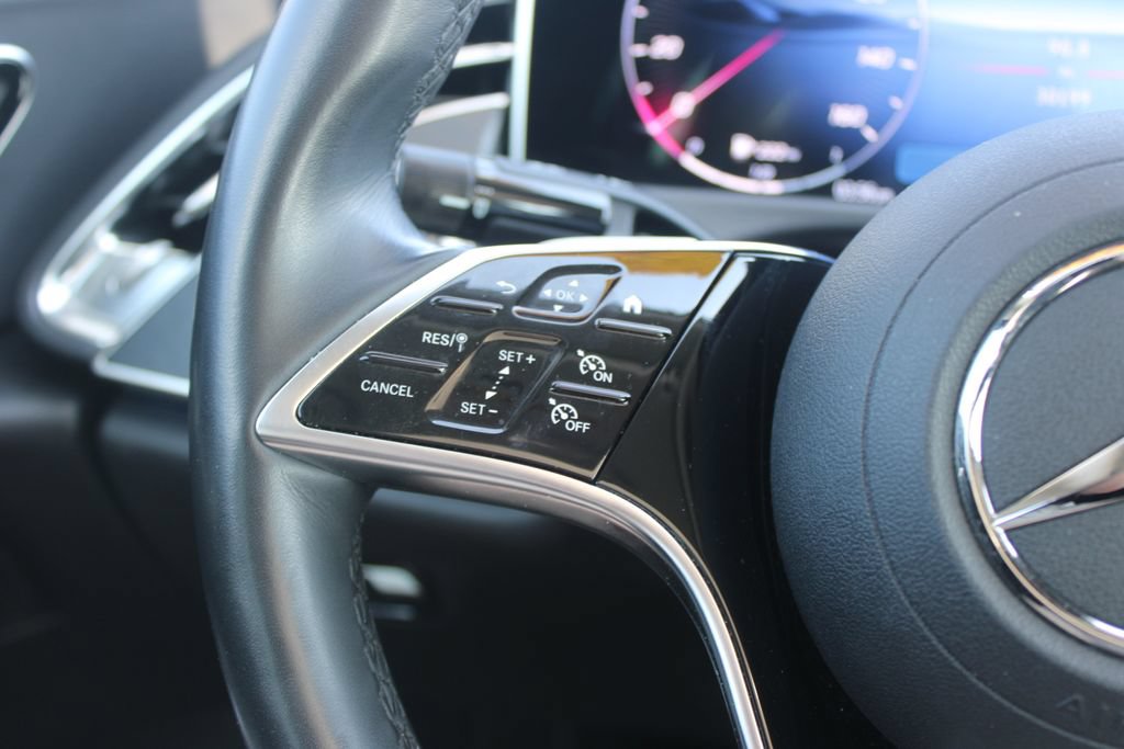 Used 2025 Mercedes-Benz E 350 Sedan image 35