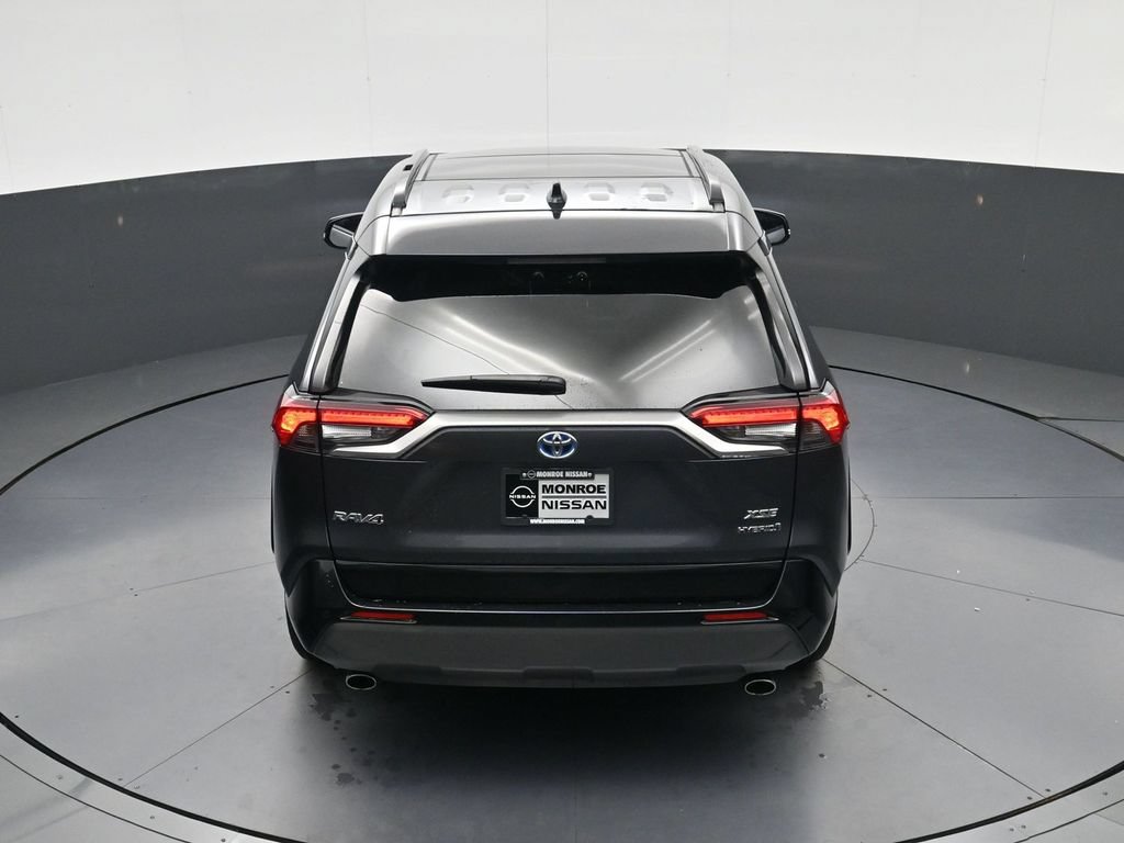 Used 2020 Toyota RAV4 XSE AWD/4WD image 35
