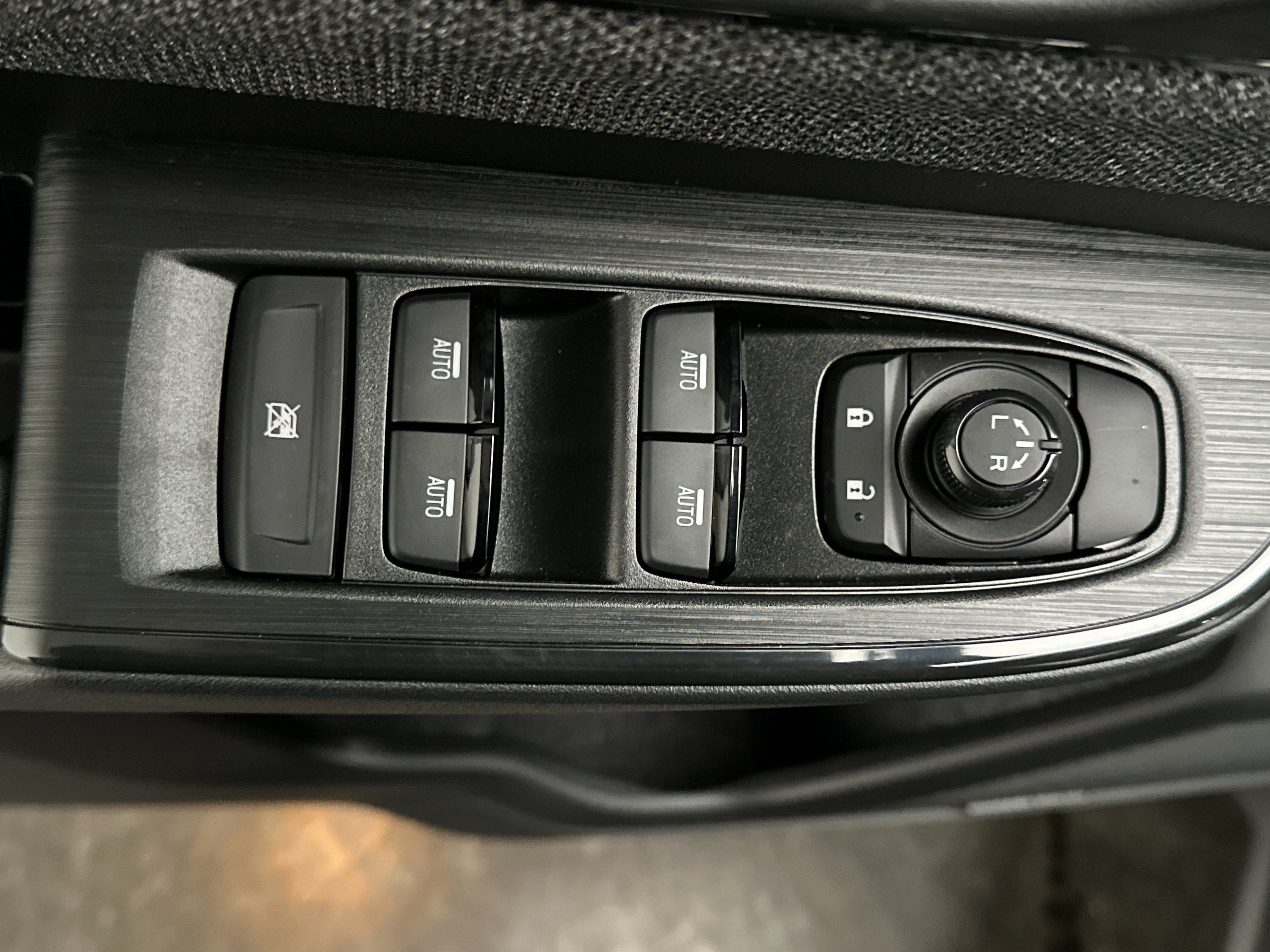 New 2026 Subaru Outback Limited AWD/4WD image 16