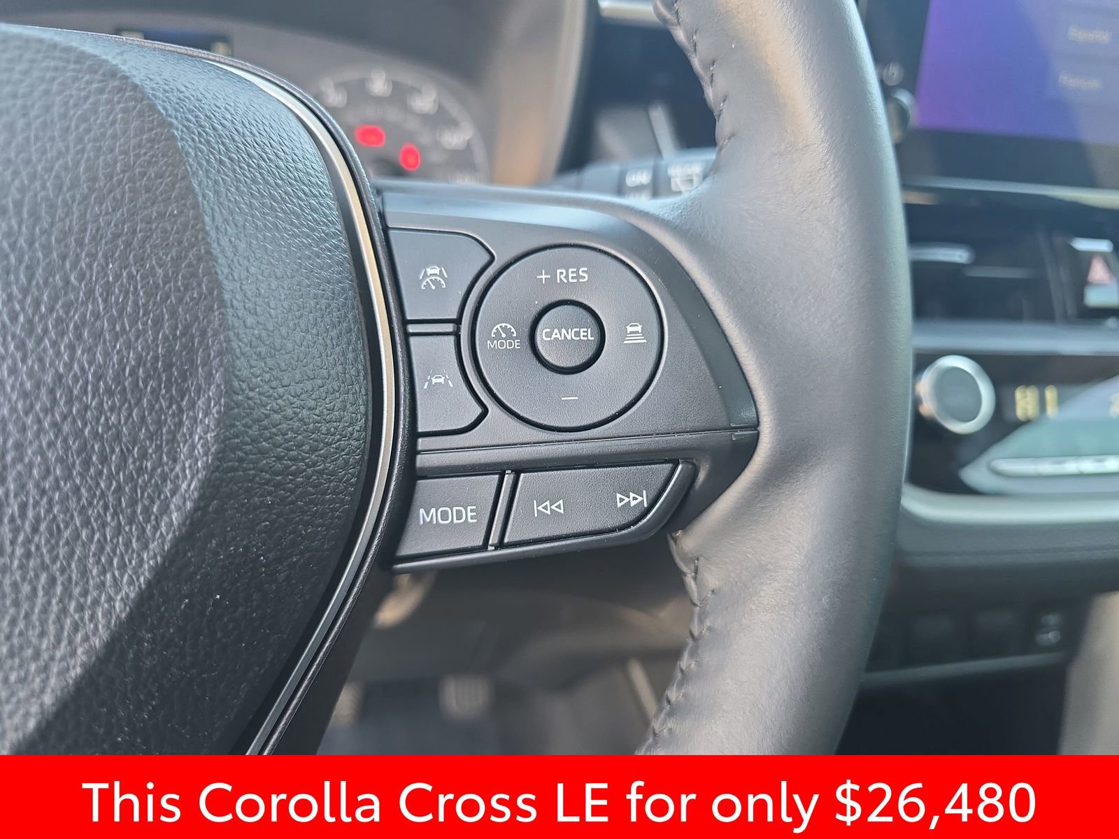 Used 2024 Toyota Corolla Cross LE image 23