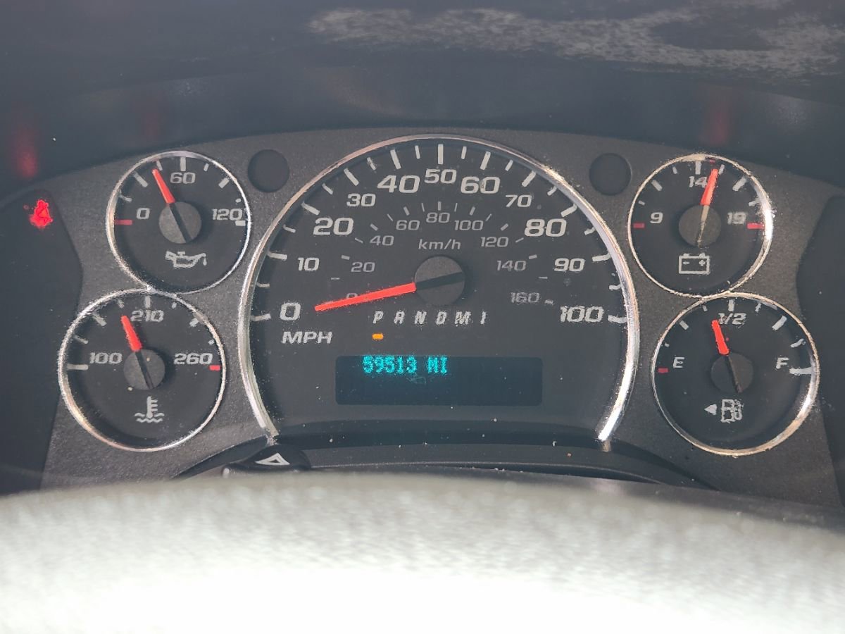 Used 2022 Chevrolet Express 3500 w/ Power Convenience Package RWD image 21