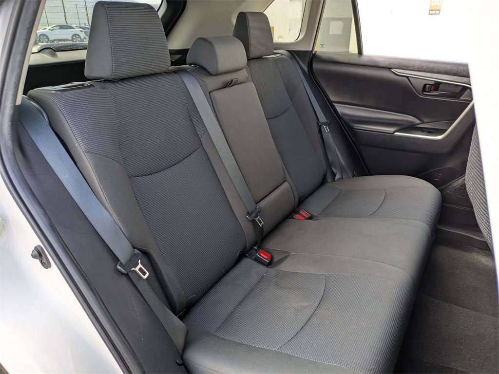 Used 2024 Toyota RAV4 LE image 27