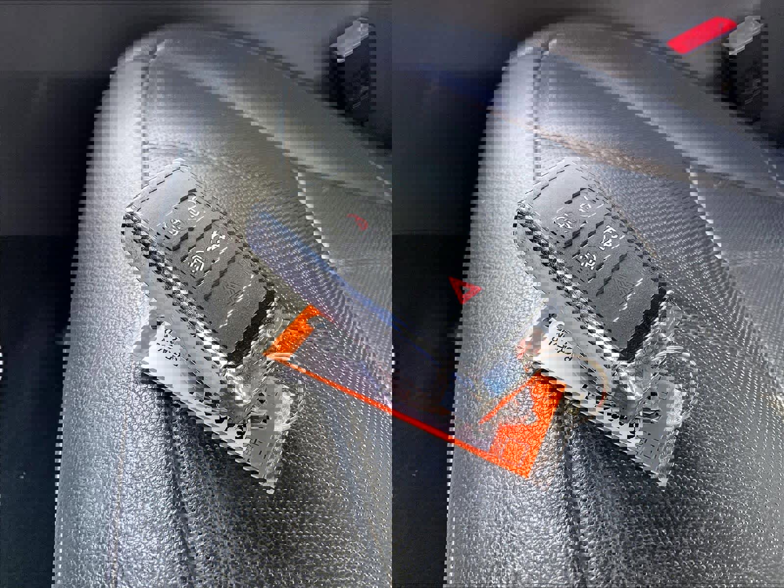 Used 2023 Land Rover Range Rover Evoque R-Dynamic SE image 13