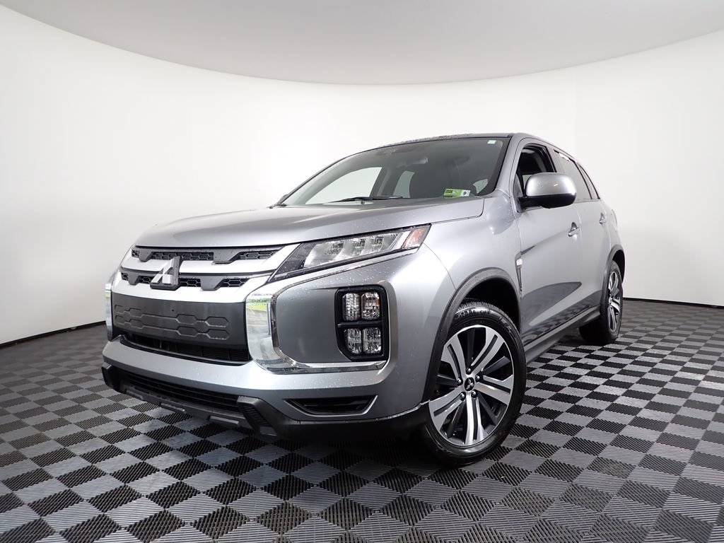 Used 2022 Mitsubishi Outlander Sport ES AWD/4WD image 2