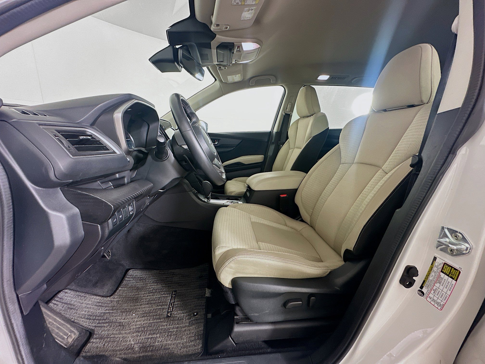 Used 2025 Subaru Ascent Premium image 13