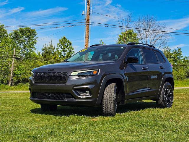 Certified 2022 Jeep Cherokee Latitude w/ Sun & Sound Group AWD/4WD image 7