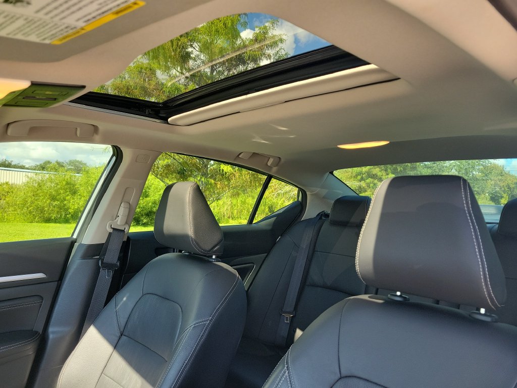 Used 2021 Nissan Altima 2.5 SL FWD image 21