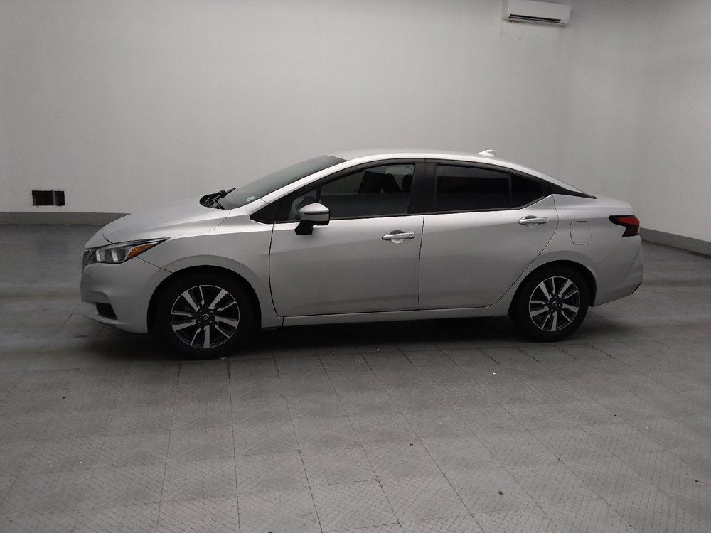 Used 2021 Nissan Versa SV FWD image 2