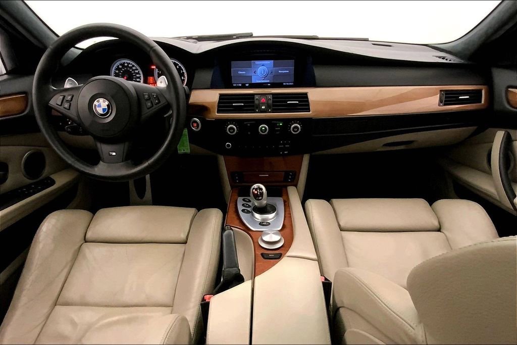 Used 2008 BMW M5 image 16