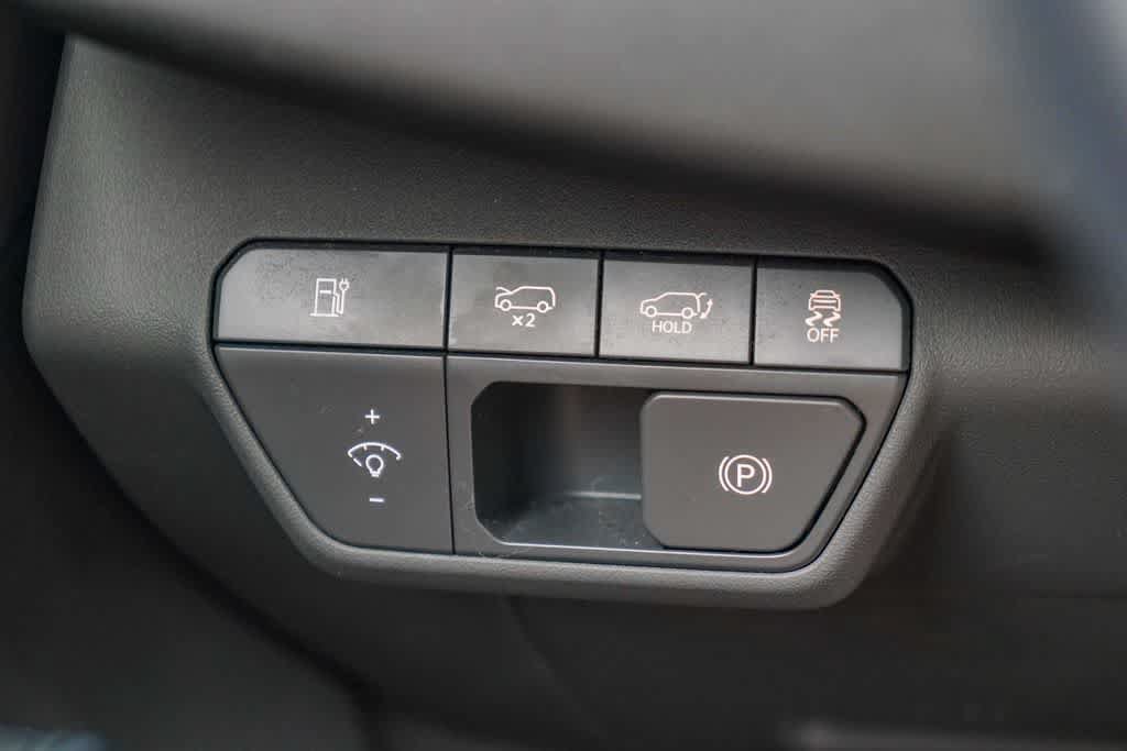 Certified 2024 Kia EV9 Wind AWD/4WD image 24