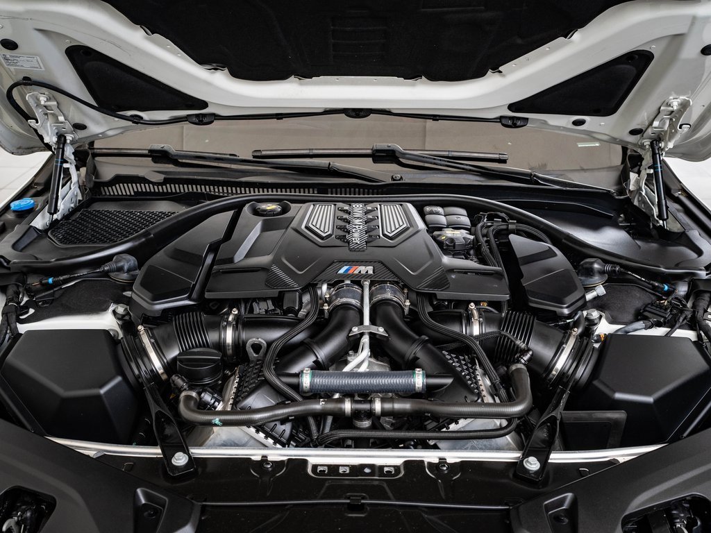 Used 2022 BMW M8 Competition w/ M Carbon Exterior Package image 43