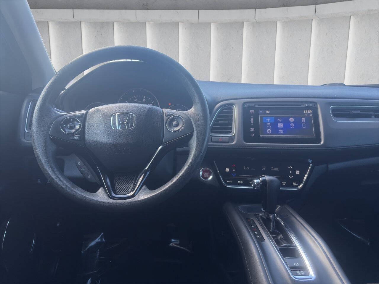 Used 2016 Honda HR-V EX image 9