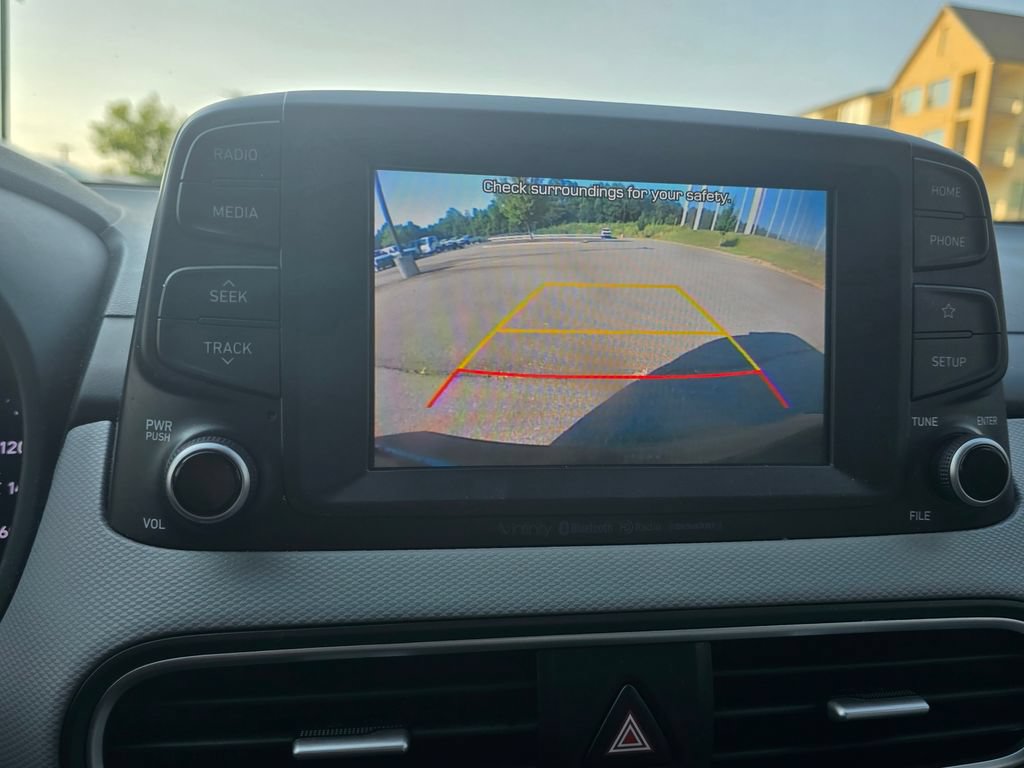 Used 2020 Hyundai Kona Limited FWD image 27