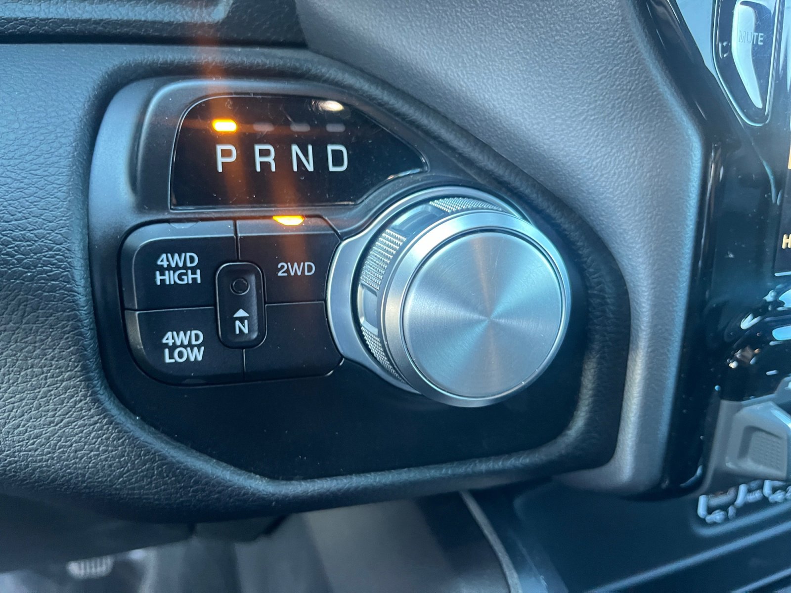 Used 2022 RAM 2500 Laramie w/ Night Edition image 31