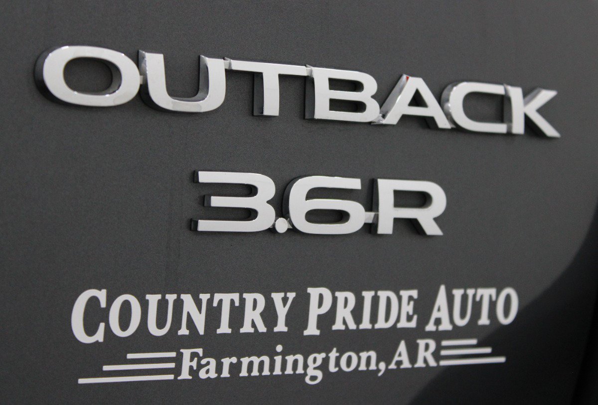 Used 2018 Subaru Outback 3.6R Limited AWD/4WD image 40