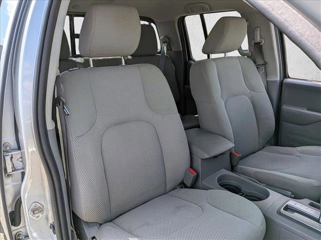 Used 2018 Nissan Frontier SV RWD image 20
