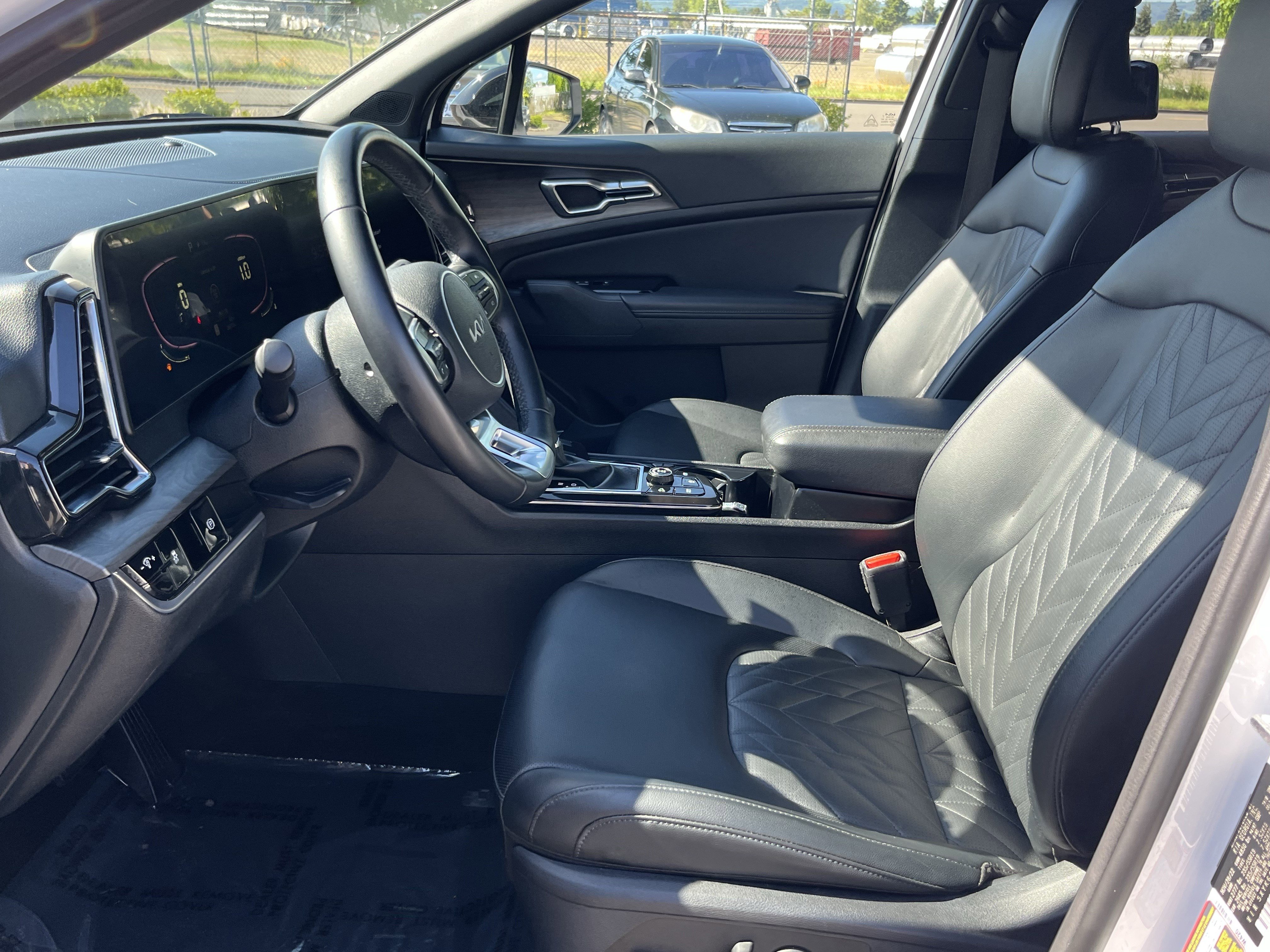 Used 2023 Kia Sportage X-Line AWD/4WD image 11