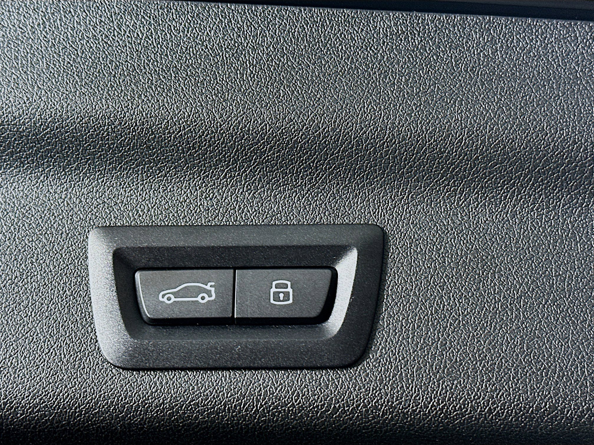 Used 2025 BMW X1 xDrive28i image 29