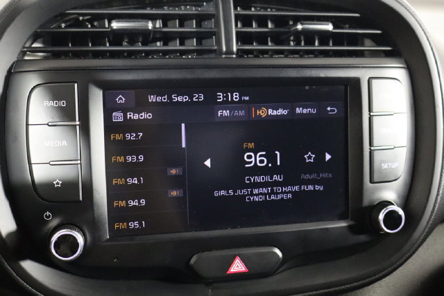 Used 2024 Kia Soul LX w/ Option Group 015 FWD image 29