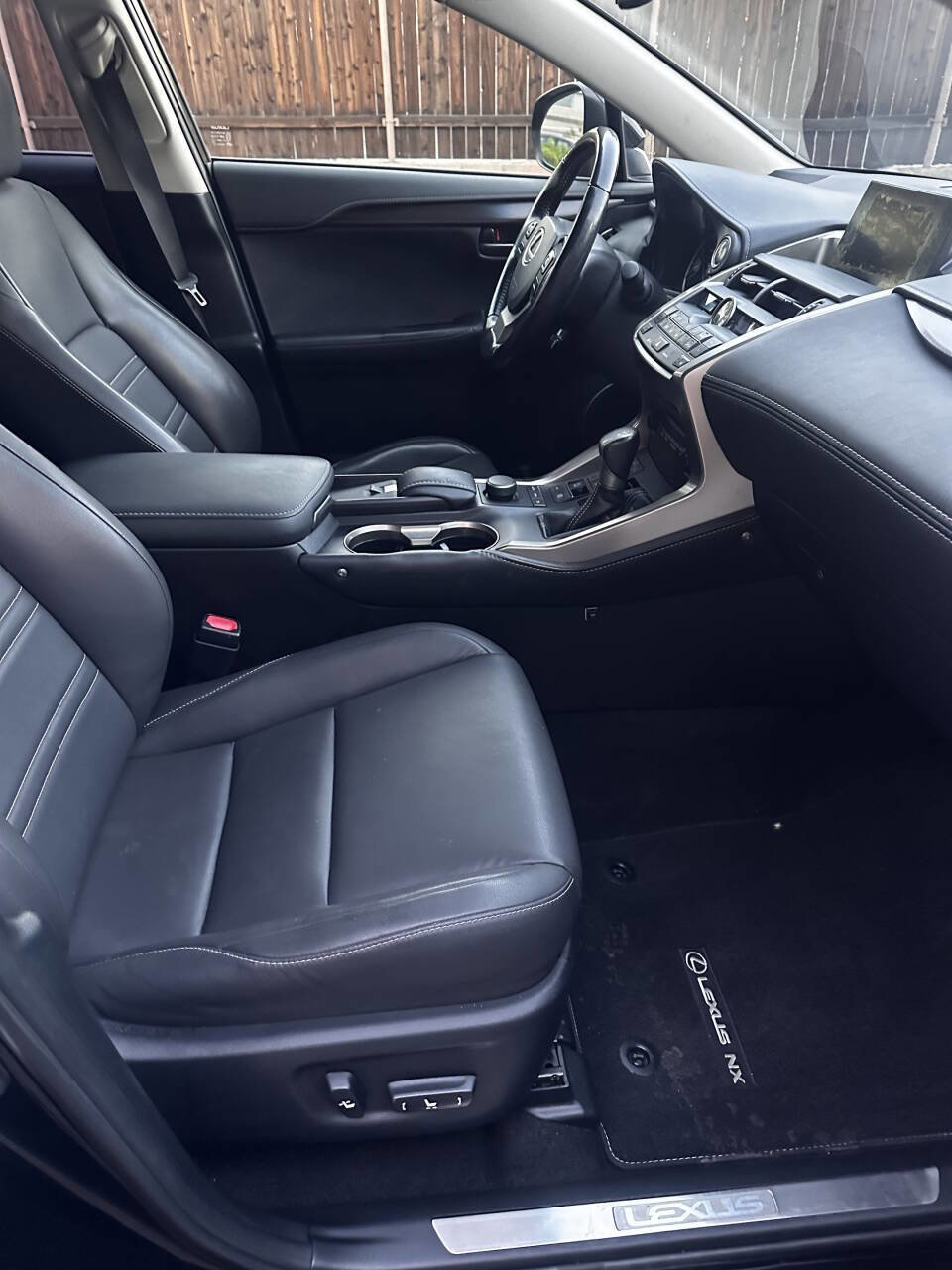 Used 2015 Lexus NX 200t FWD image 11