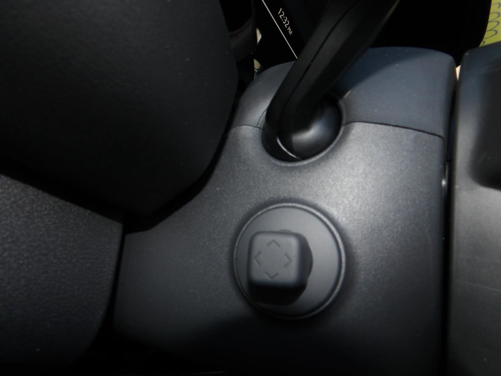 New 2026 Nissan Pathfinder Platinum image 35