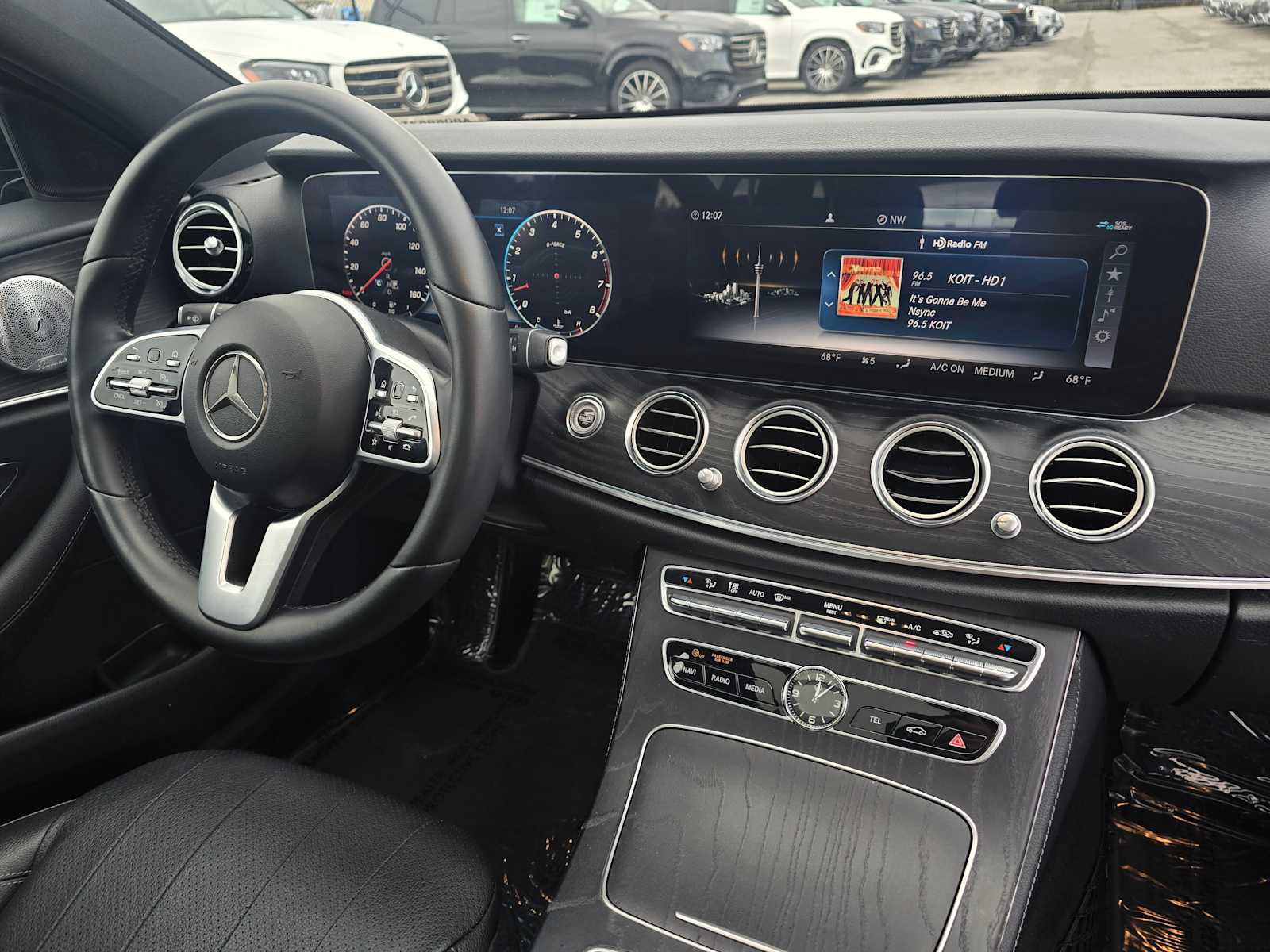 Used 2020 Mercedes-Benz E 450 4MATIC Wagon image 10