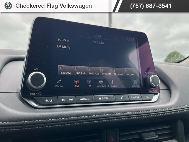 Used 2024 Nissan Rogue S AWD/4WD image 37
