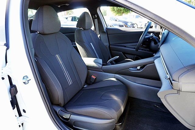 Certified 2026 Hyundai Elantra Sport image 12