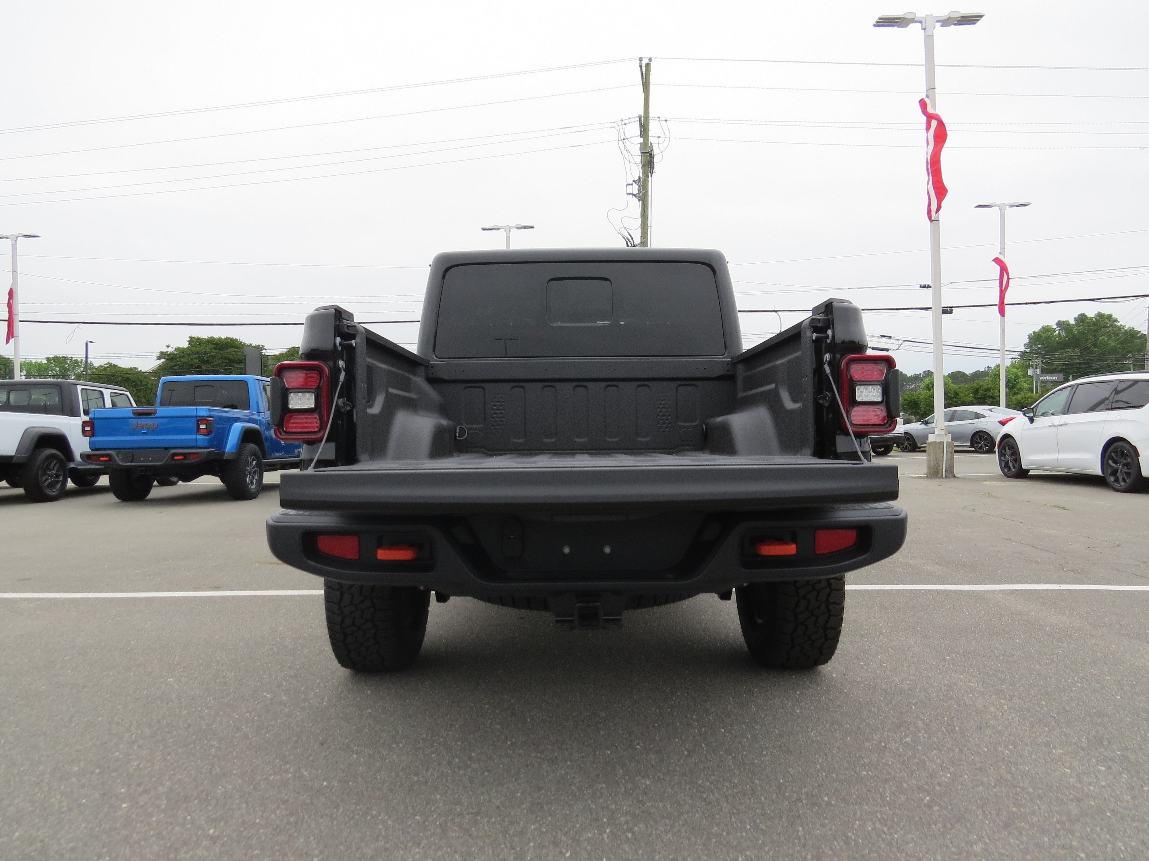 New 2026 Jeep Gladiator Mojave AWD/4WD image 5