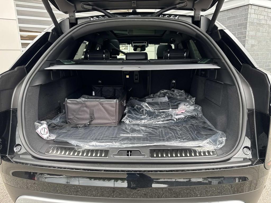New 2026 Land Rover Range Rover Velar S AWD/4WD image 6