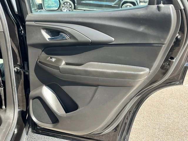 Certified 2021 Chevrolet TrailBlazer LS w/ LPO, Blackout Package image 17