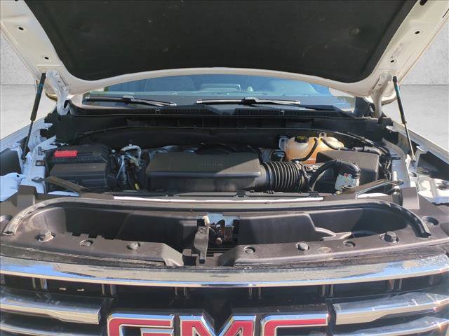 Used 2023 GMC Yukon SLT w/ SLT Luxury Package AWD/4WD image 26