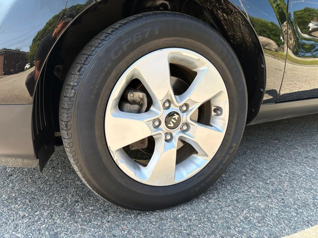 Used 2019 Kia Soul FWD image 11