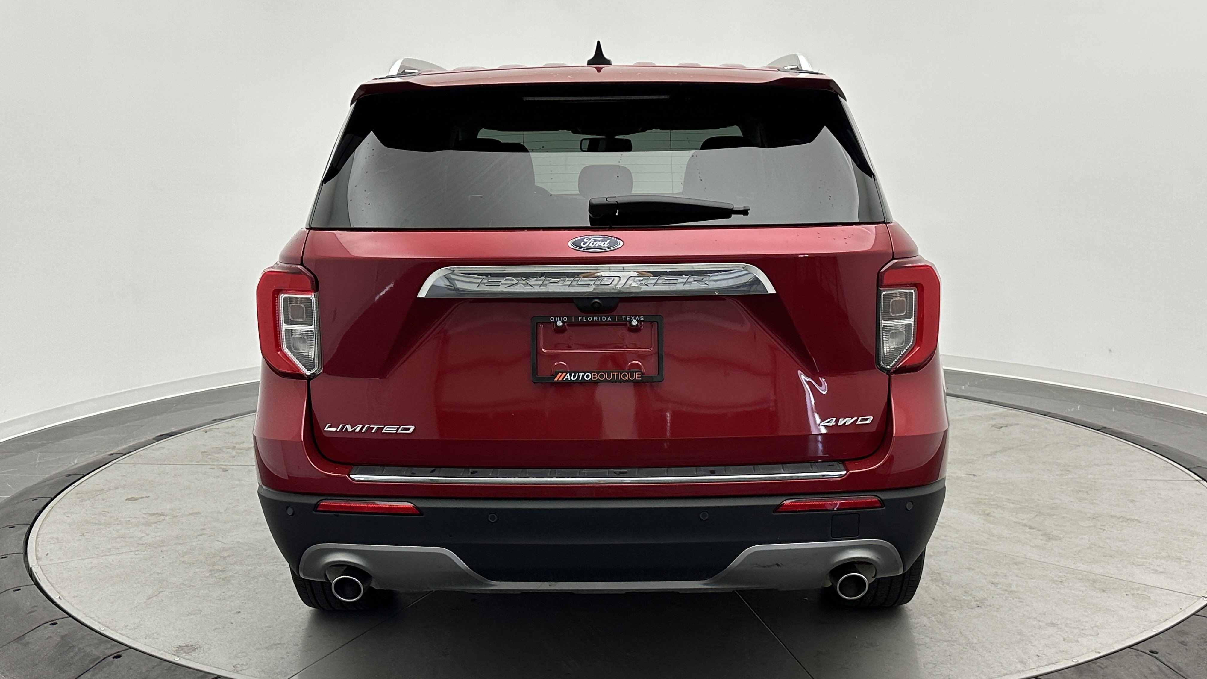 Used 2023 Ford Explorer Limited image 6