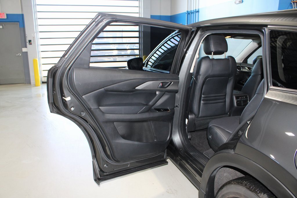 Used 2023 MAZDA CX-9 Touring Plus image 19