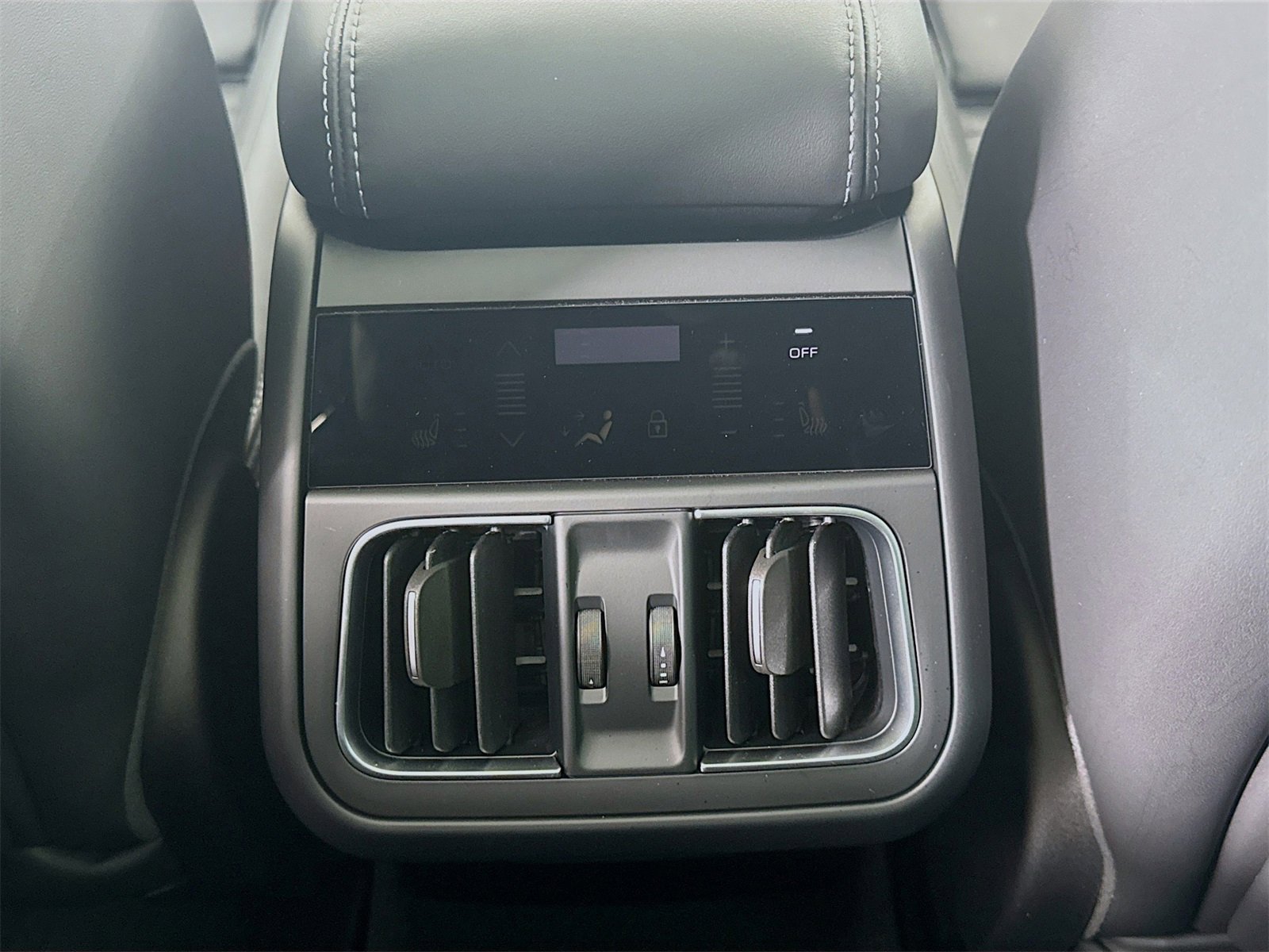 New 2026 Maserati Grecale Modena image 26