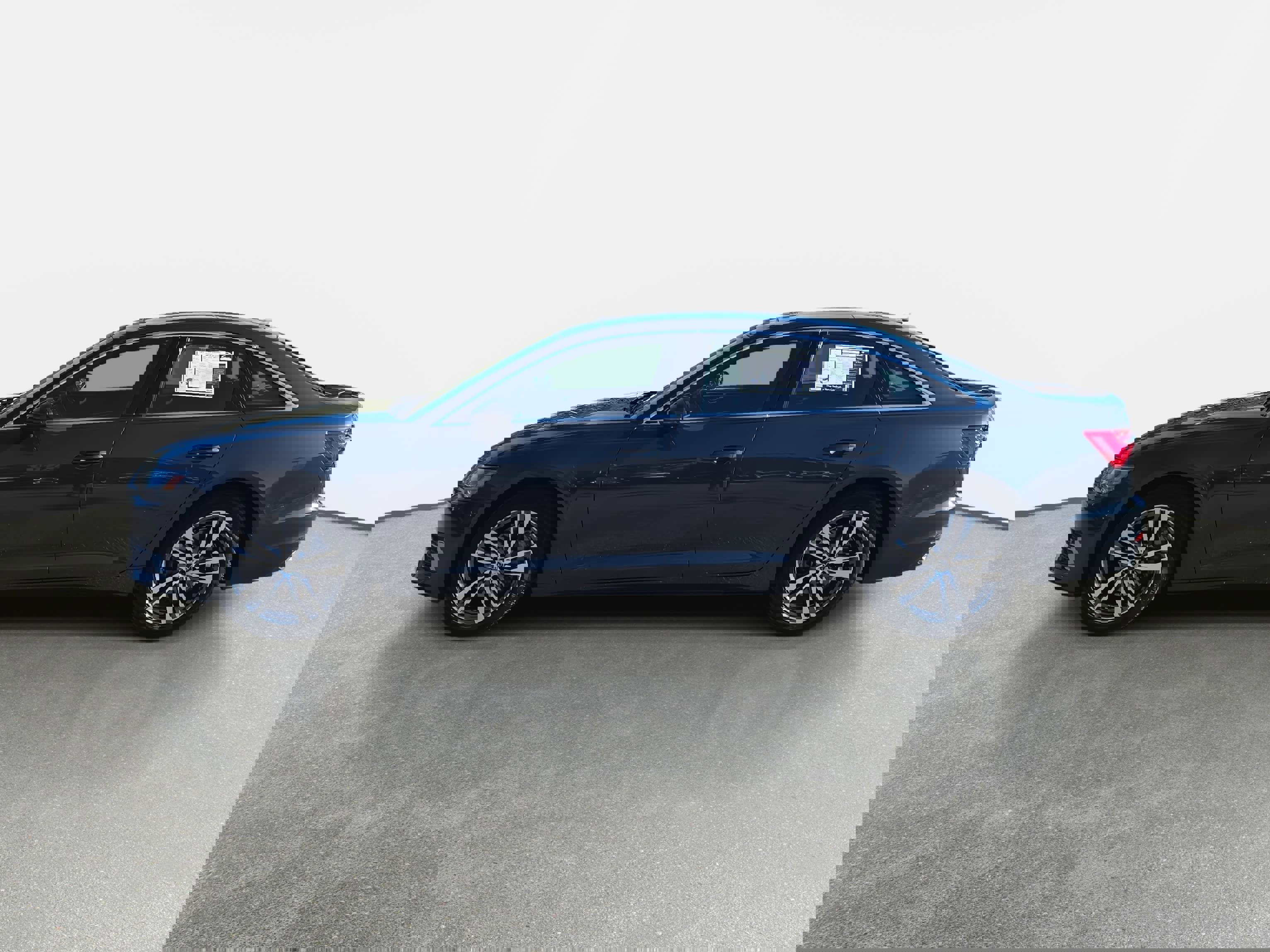 Used 2023 Audi A6 2.0T Premium w/ Convenience Package image 8