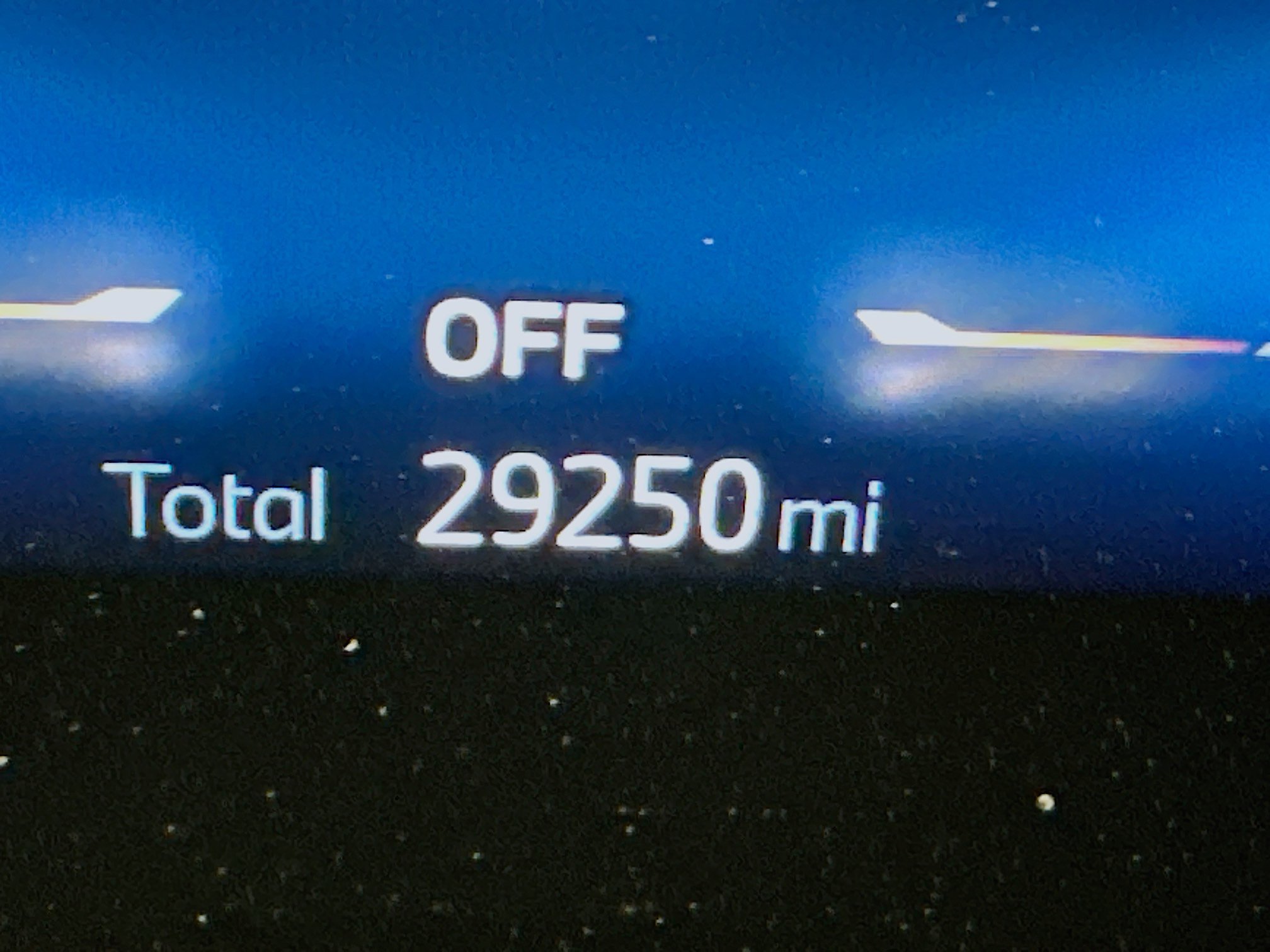 Used 2025 BMW X2 xDrive28i AWD/4WD image 19