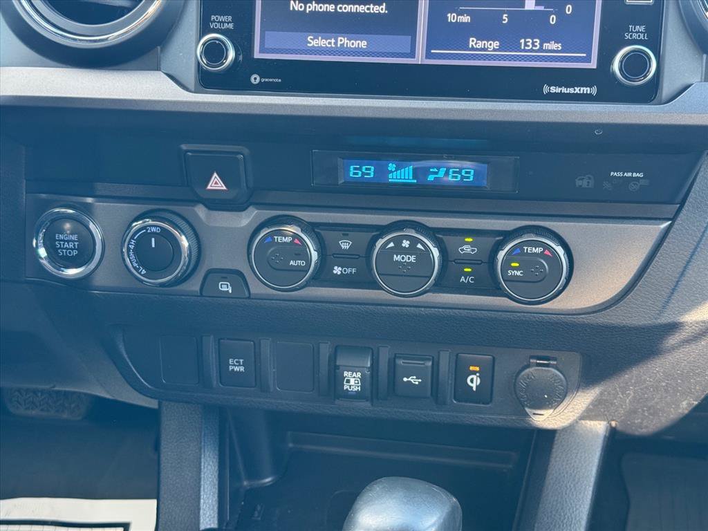 Used 2022 Toyota Tacoma TRD Sport w/ Black Out Package (TMS) AWD/4WD image 22