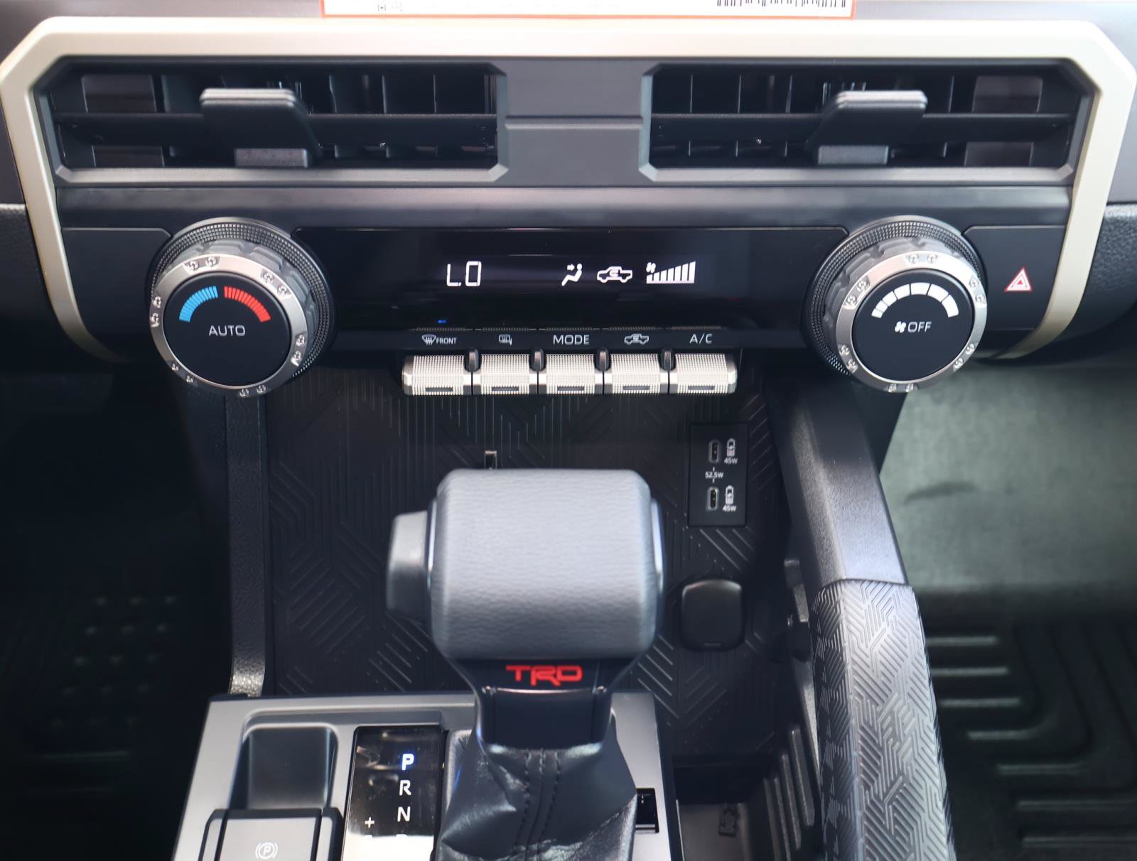 Used 2025 Toyota Tacoma TRD Off-Road AWD/4WD image 26