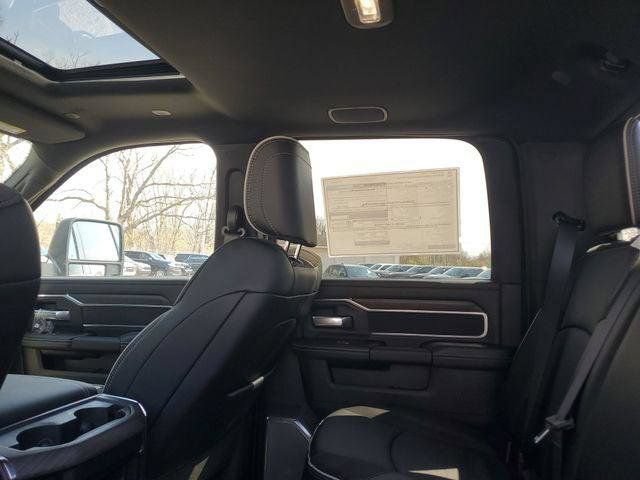 New 2026 RAM 2500 Laramie AWD/4WD image 9