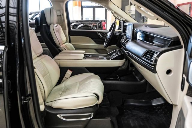 Used 2020 Lincoln Navigator L Black Label image 27